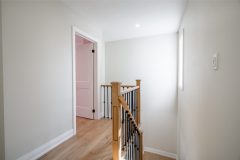 wood-staircase-with-metal-balusters-and-spindles-1536x1024